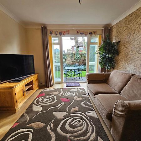 Harry Potter Hogwarts Apartment Watford  Kültér fotó
