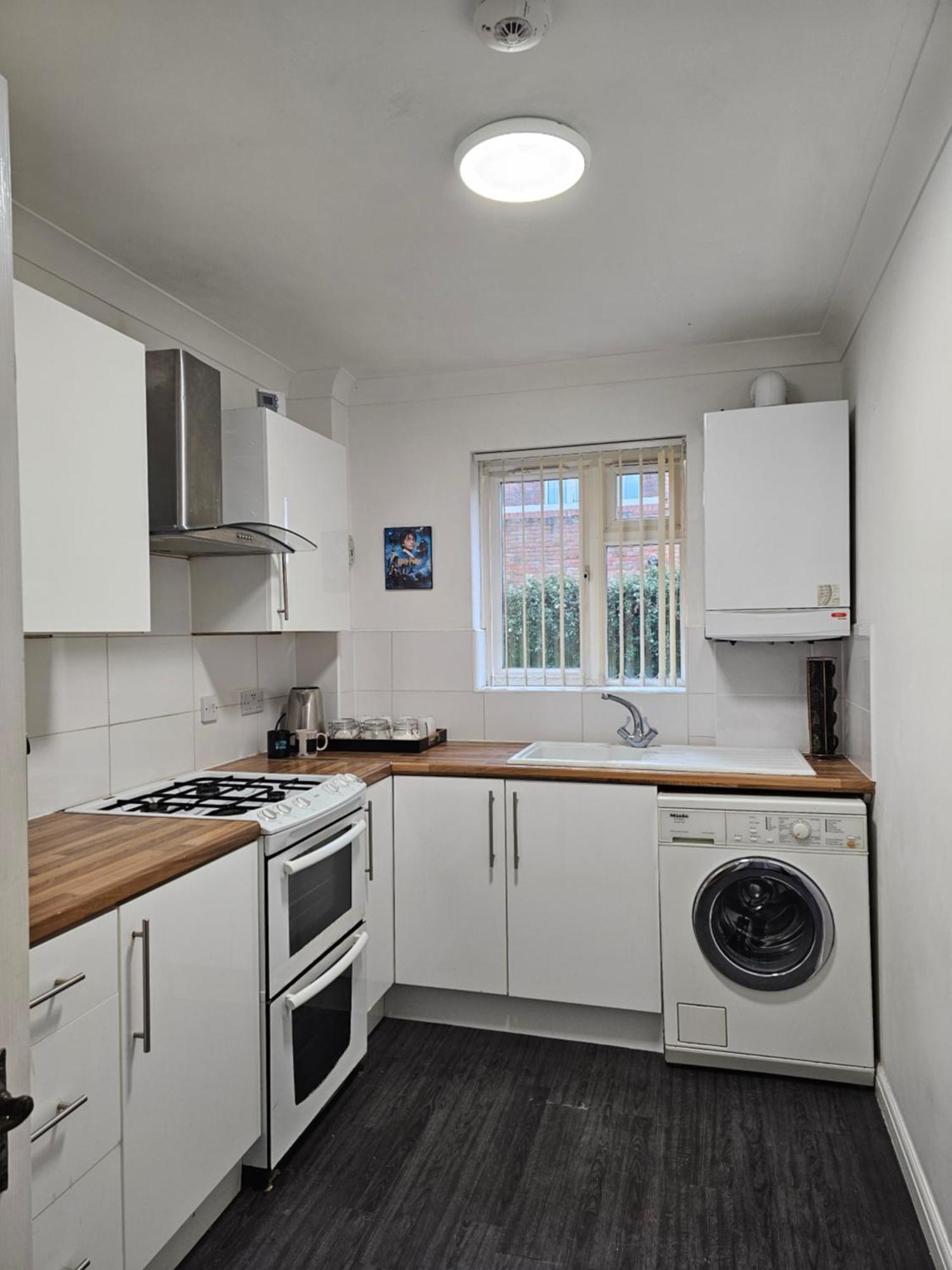 Harry Potter Hogwarts Apartment Watford  Kültér fotó